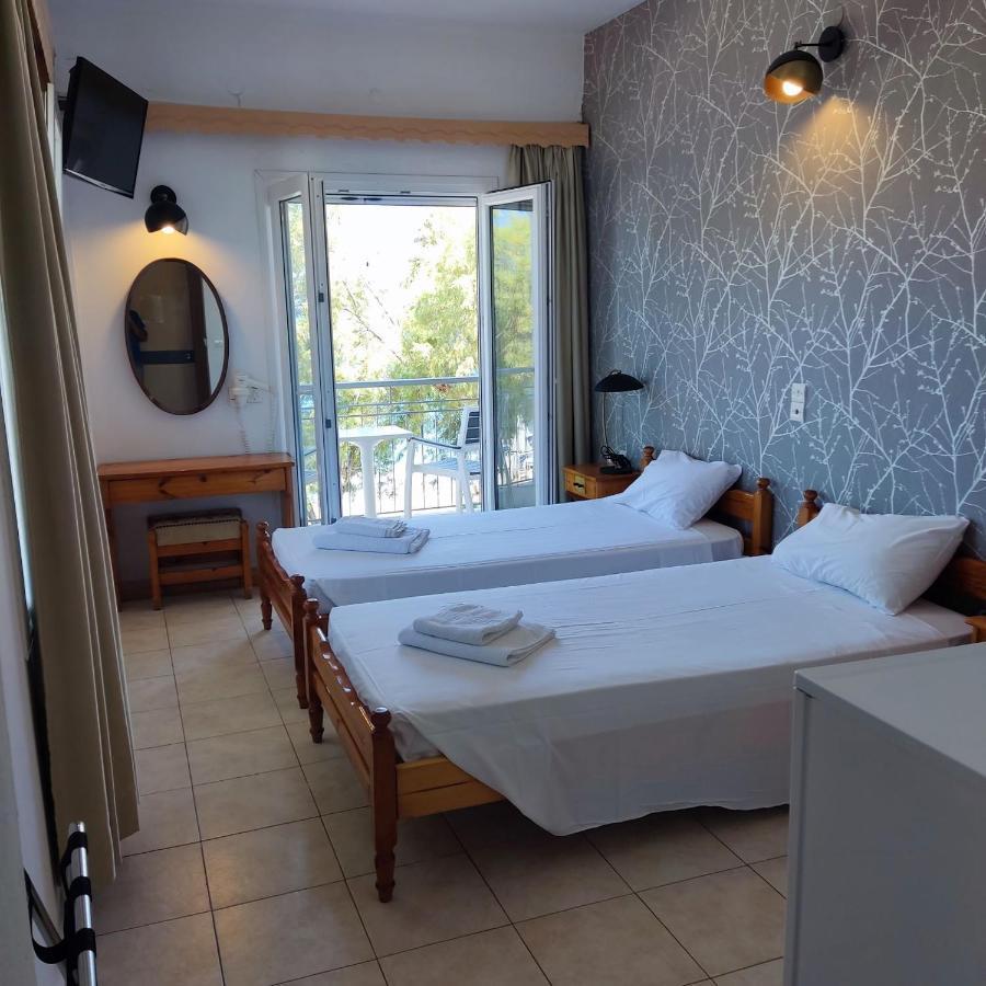 Hotel Ilion Pétra Kültér fotó