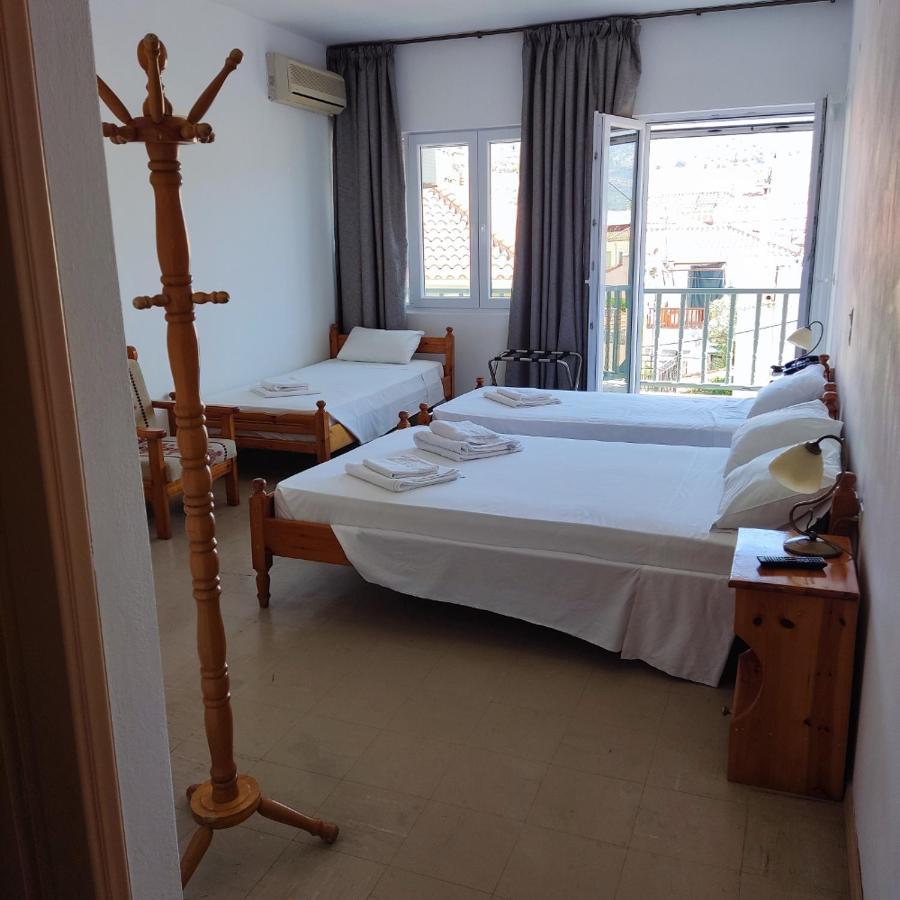 Hotel Ilion Pétra Kültér fotó