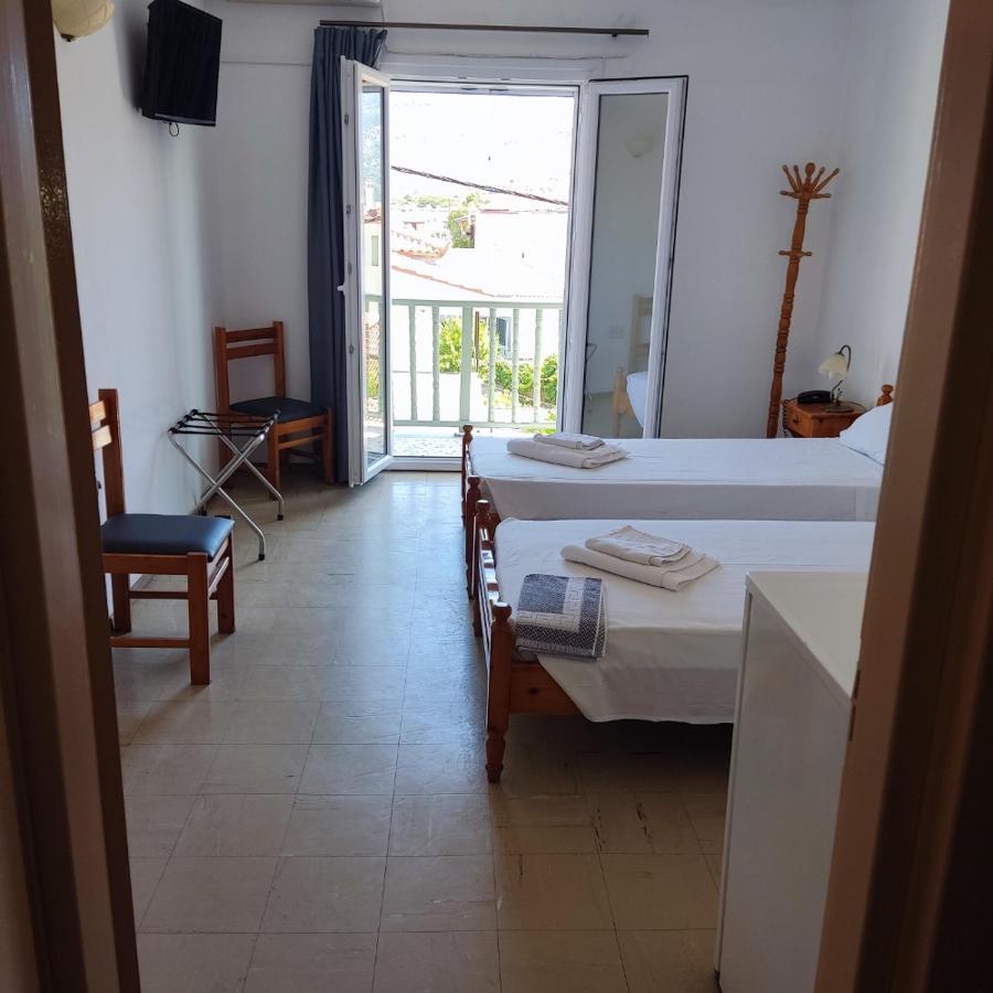Hotel Ilion Pétra Kültér fotó