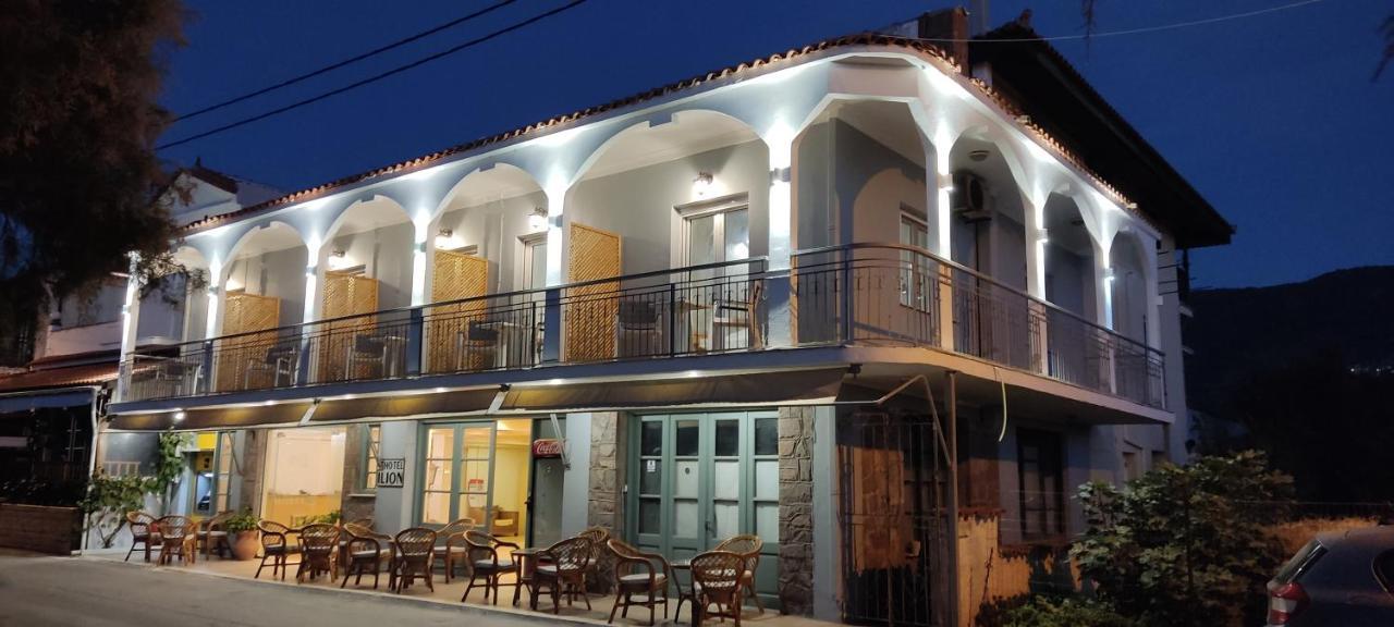 Hotel Ilion Pétra Kültér fotó