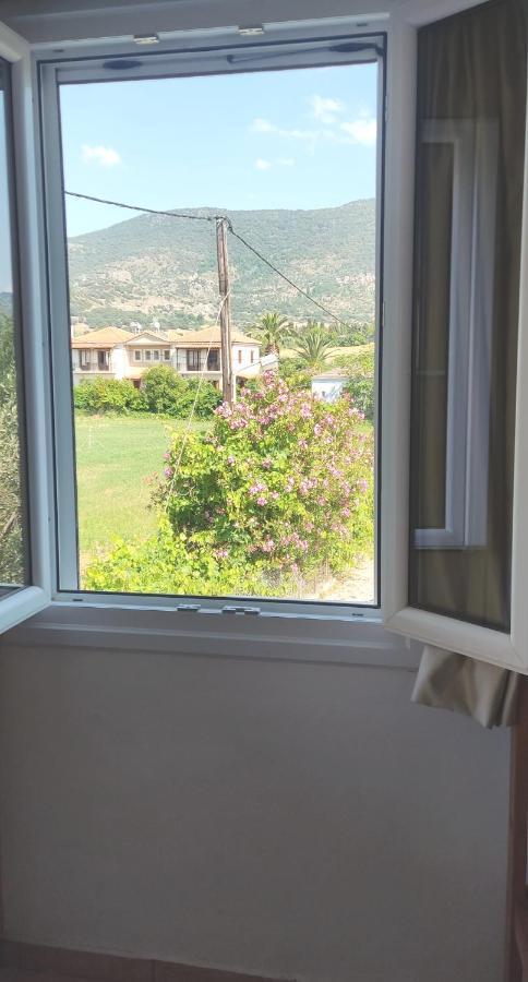 Hotel Ilion Pétra Kültér fotó