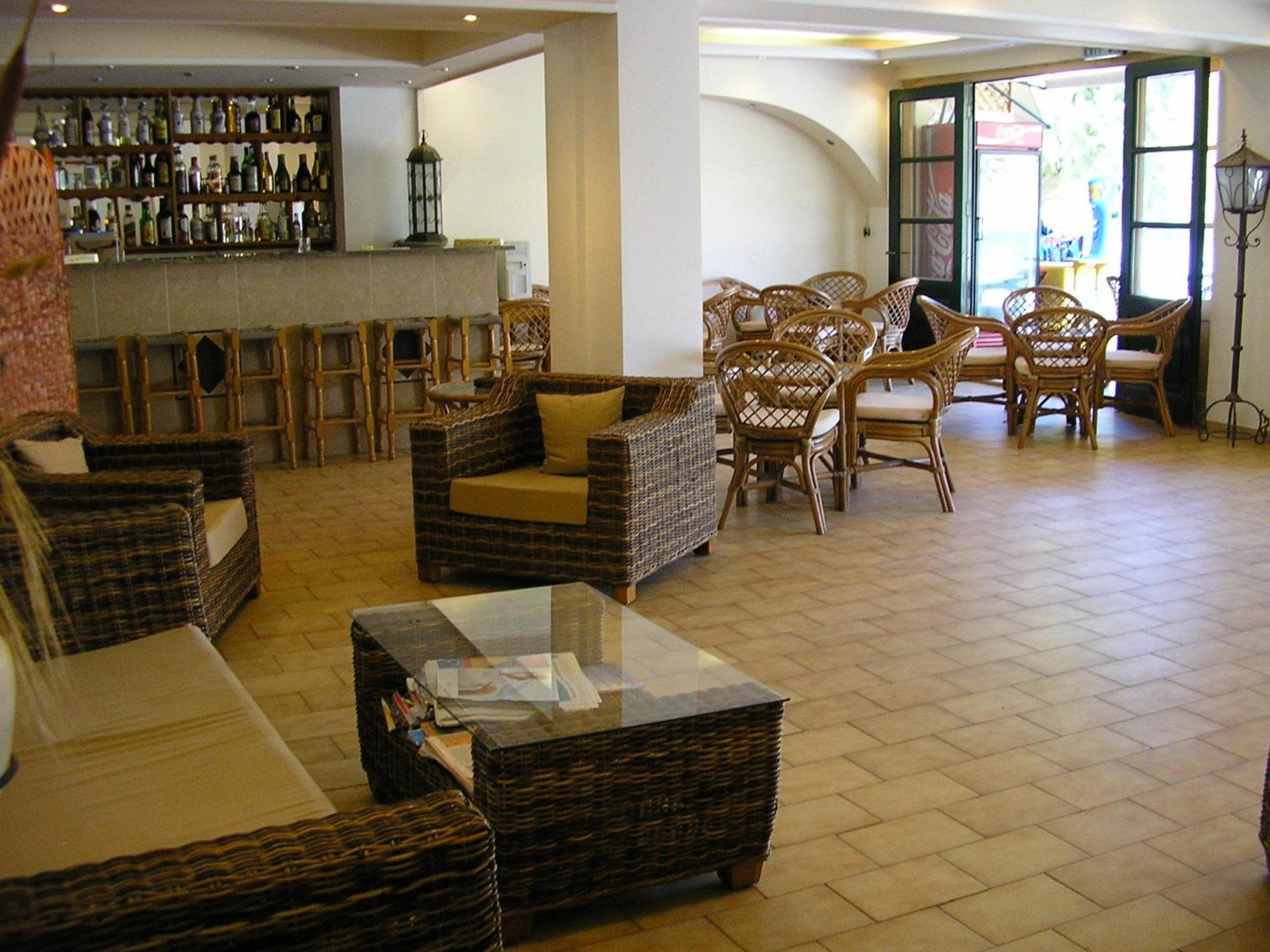 Hotel Ilion Pétra Kültér fotó