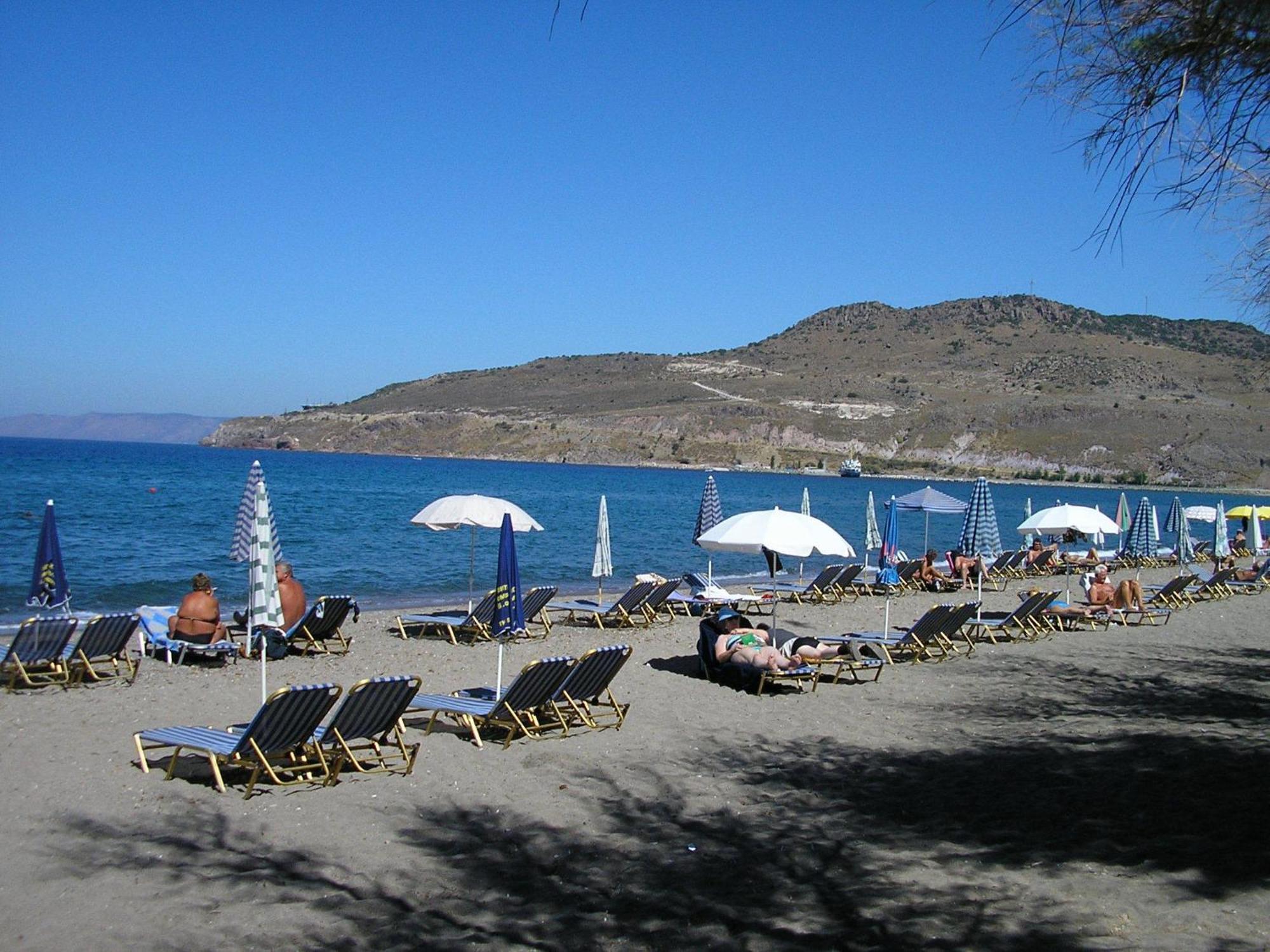 Hotel Ilion Pétra Kültér fotó