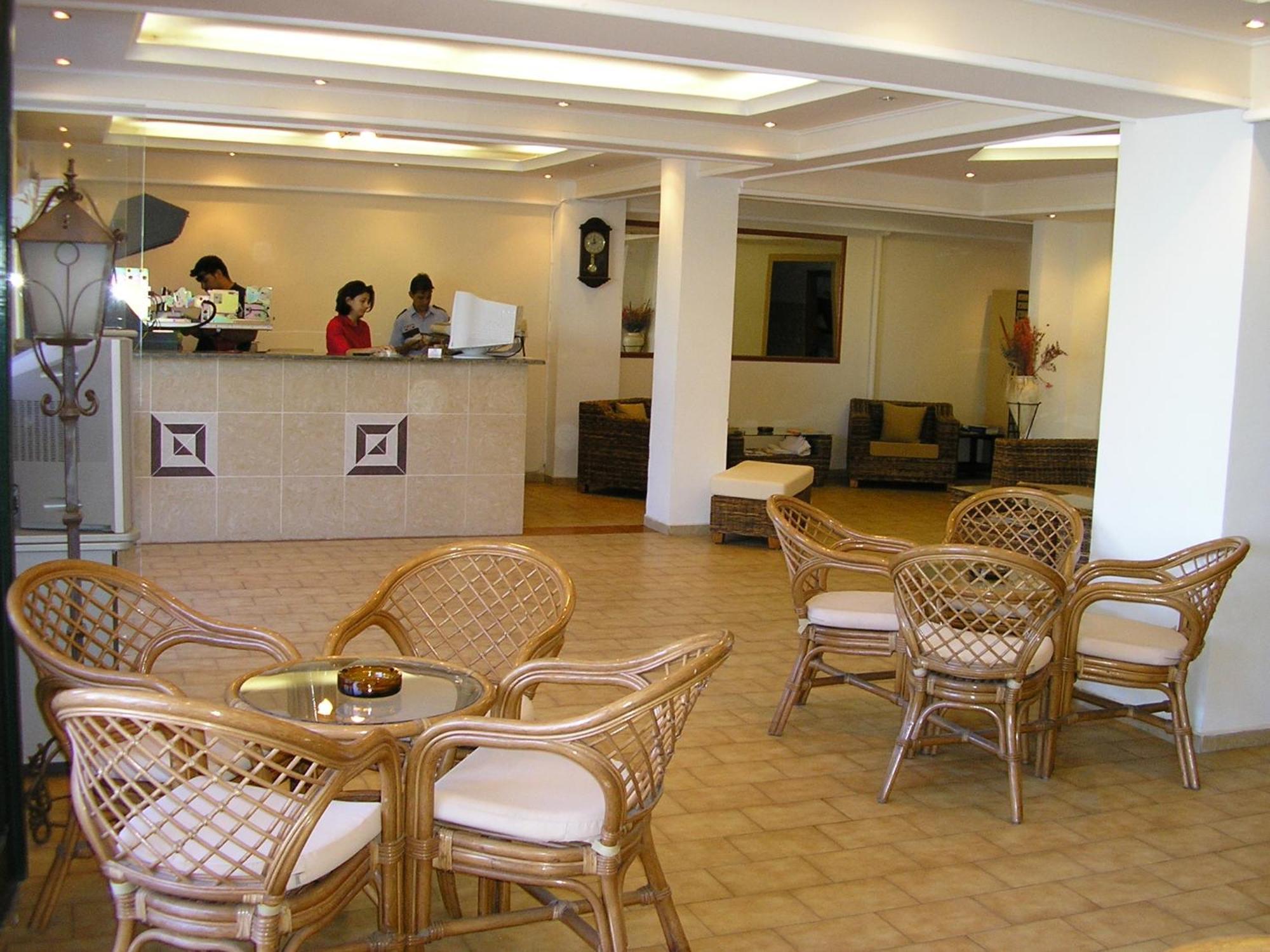 Hotel Ilion Pétra Kültér fotó